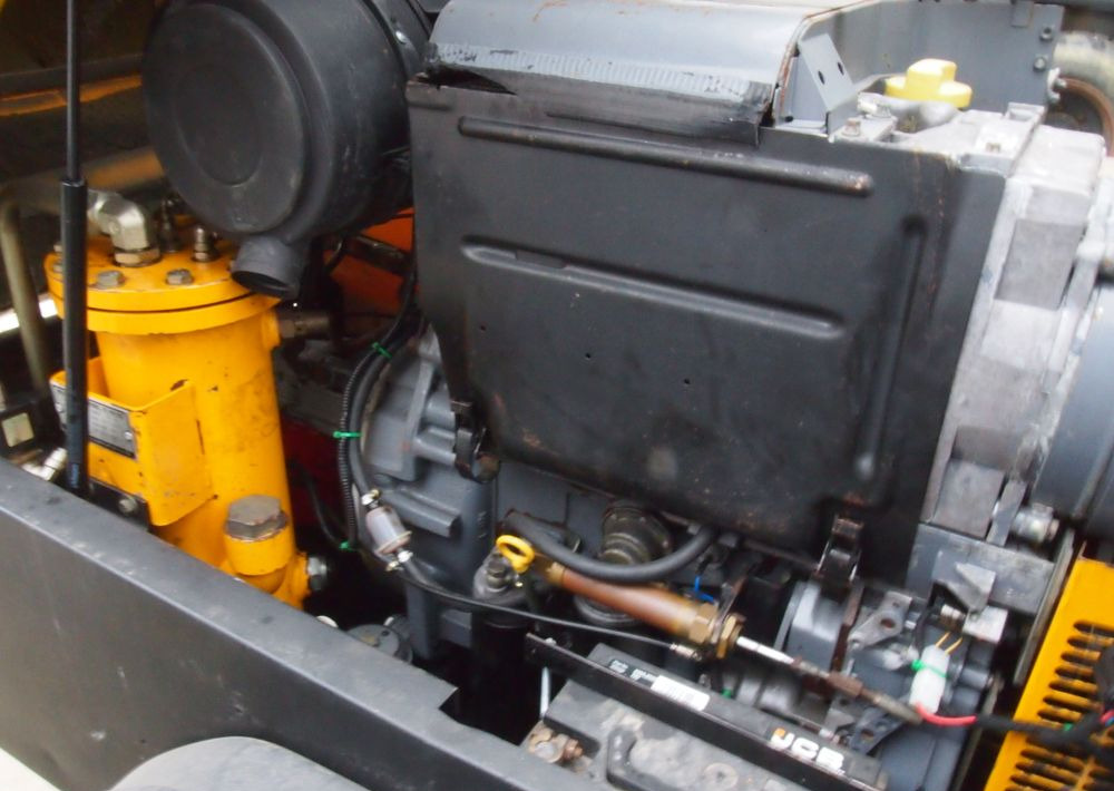 Kompresor Ingersoll Rand IR P130WD 2000 Kompresor Ingersoll Rand P130WD 30 kW - Luftkompressor: das Bild 5 Kompresor Ingersoll Rand IR P130WD 2000 Kompresor Ingersoll Rand P130WD 30 kW - Luftkompressor: das Bild 5