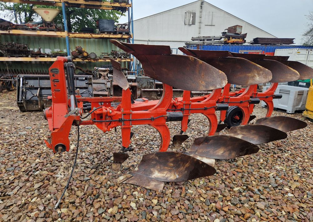 Pług obrotowy GREGOIRE-BESSON 2002 Pług 4 skibowy obrotowy Gregoire-Besson - Pflug: das Bild 1 Pług obrotowy GREGOIRE-BESSON 2002 Pług 4 skibowy obrotowy Gregoire-Besson - Pflug: das Bild 1