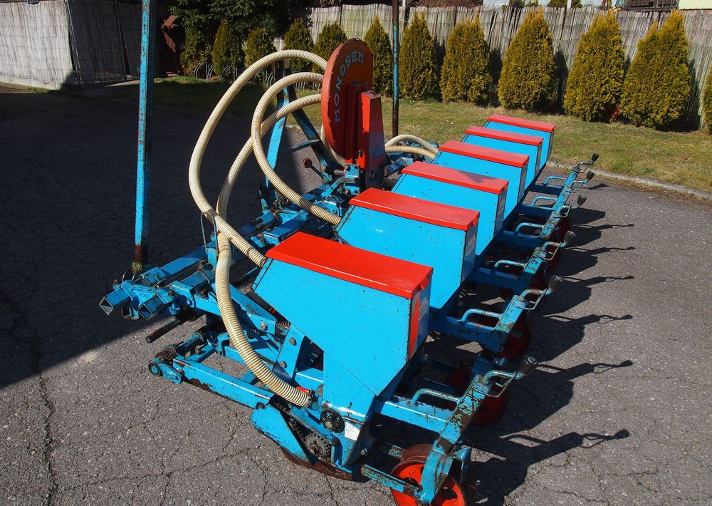 Siewnik Monosem do kukurydzy ,buraków i słonecznika - Einzelkornsämaschine: das Bild 4 Siewnik Monosem do kukurydzy ,buraków i słonecznika - Einzelkornsämaschine: das Bild 4