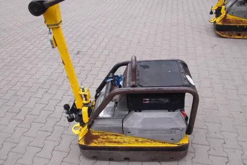 Ubijarka Wacker 4045 2011 - Rüttelplatte: das Bild 3 Ubijarka Wacker 4045 2011 - Rüttelplatte: das Bild 3