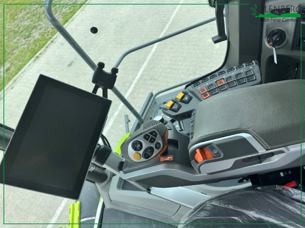 Mähdrescher Claas LEXION 7500 +VARIO 930 + WÓZEK: das Bild 13