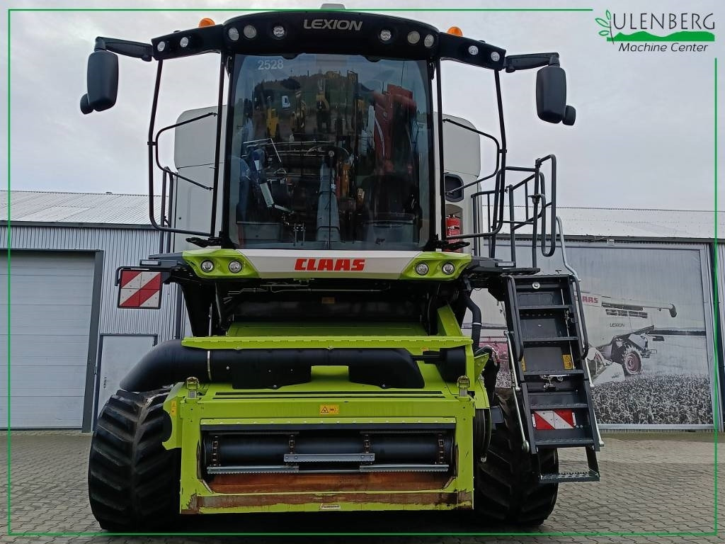 Claas Lexion 8800 TT - Mähdrescher: das Bild 5 Claas Lexion 8800 TT - Mähdrescher: das Bild 5