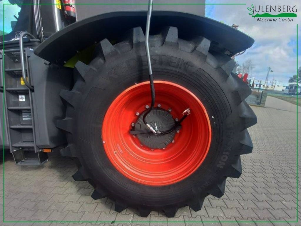 Claas XERION 5000 - Traktor: das Bild 4 Claas XERION 5000 - Traktor: das Bild 4