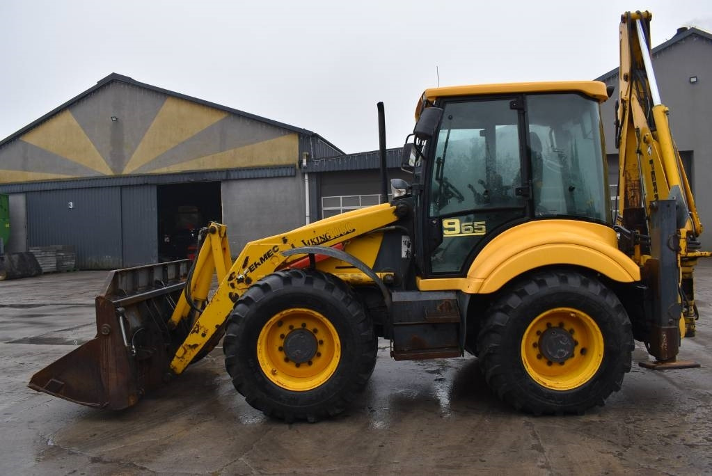 Fermec 965 - Baggerlader: das Bild 4 Fermec 965 - Baggerlader: das Bild 4