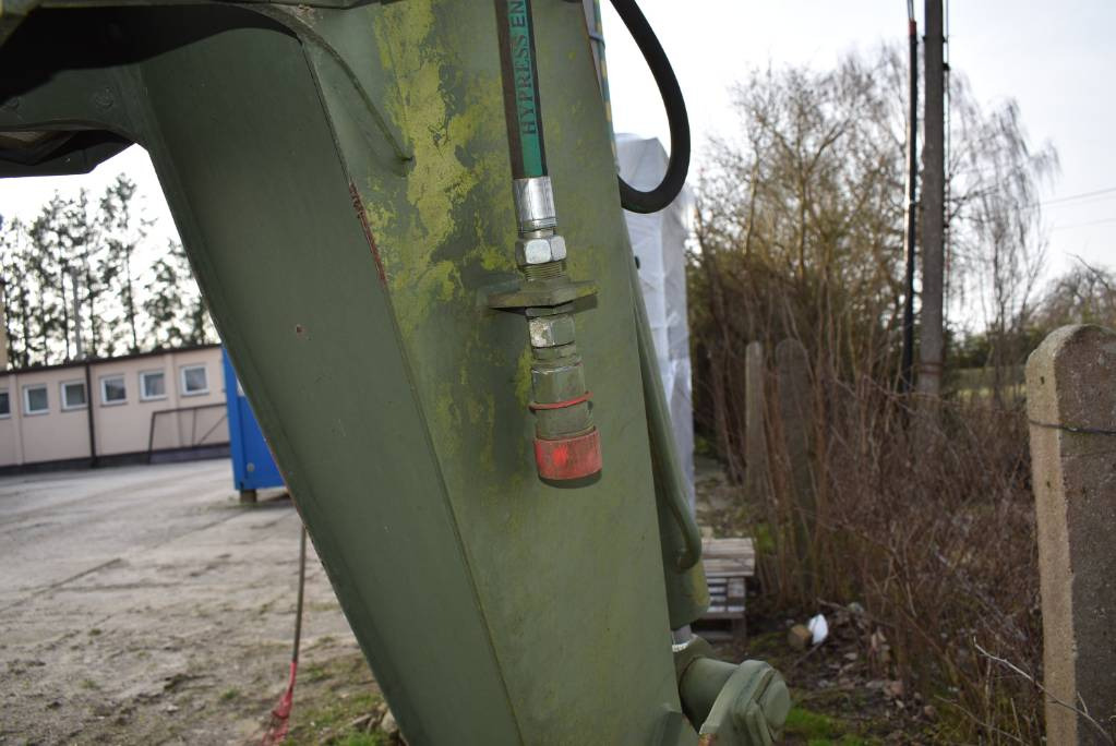 Ausleger für Traktor Schaeff HT22B/WT: das Bild 15 Ausleger für Traktor Schaeff HT22B/WT: das Bild 15