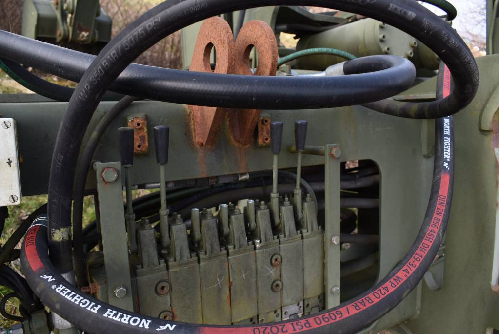 Ausleger für Traktor Schaeff HT22B/WT: das Bild 19 Ausleger für Traktor Schaeff HT22B/WT: das Bild 19