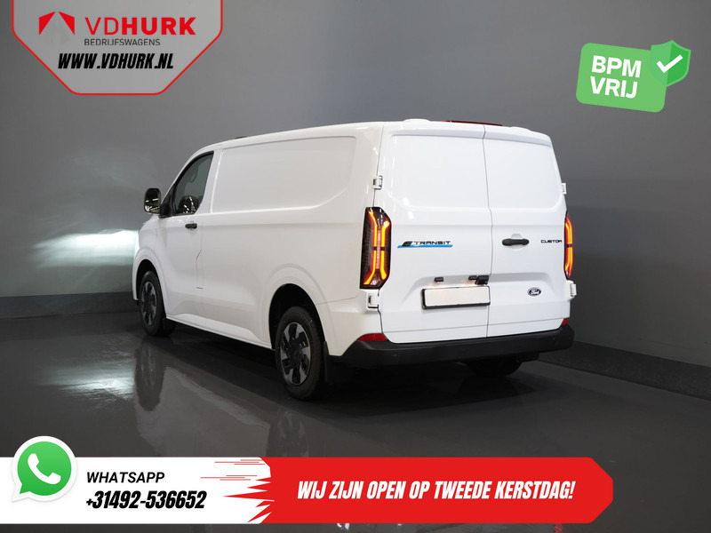 Ford E-Transit Custom 320 Trend 65 kWh 330 km WLTP LED/ Snellader/ 2.3t Trekverm./ Stoelverw./ Carplay/ Climate/ Camera/ PDC/ Cruise - Kastenwagen, Elektro-Transporter: das Bild 2 Ford E-Transit Custom 320 Trend 65 kWh 330 km WLTP LED/ Snellader/ 2.3t Trekverm./ Stoelverw./ Carplay/ Climate/ Camera/ PDC/ Cruise - Kastenwagen, Elektro-Transporter: das Bild 2