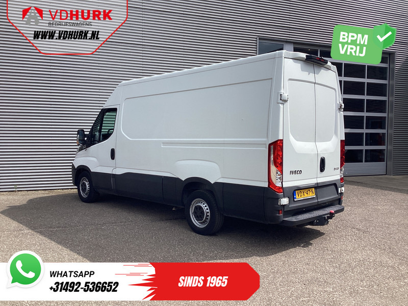 Iveco Daily 35S16V 2.3 ZF Aut. 352 L3H2 EXPORT ONLY 270Gr. Deuren/ 3.5t Trekverm./ Climate/ Camera/ Trekhaak - Kastenwagen: das Bild 2 Iveco Daily 35S16V 2.3 ZF Aut. 352 L3H2 EXPORT ONLY 270Gr. Deuren/ 3.5t Trekverm./ Climate/ Camera/ Trekhaak - Kastenwagen: das Bild 2