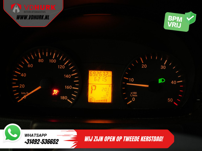 Kleinbus, Personentransporter Mercedes-Benz Sprinter Mercedes-Benz 313 2.2 CDI Aut. E6 L2H2 €10.890 Incl. BTW BPM VRIJ! EXPORT ONLY Combi/ 9 Persoons/ Kombi/ 9P/ Airco/ Rolstoellift: das Bild 17 Kleinbus, Personentransporter Mercedes-Benz Sprinter Mercedes-Benz 313 2.2 CDI Aut. E6 L2H2 €10.890 Incl. BTW BPM VRIJ! EXPORT ONLY Combi/ 9 Persoons/ Kombi/ 9P/ Airco/ Rolstoellift: das Bild 17