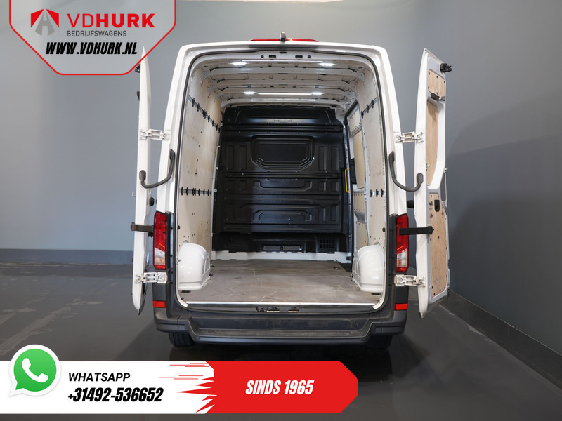 Volkswagen Crafter 35 2.0 TDI 140 pk L3H3 BPM VRIJ! 270Gr. Deuren/ Carplay/ Climate/ Camera/ Cruise - Kastenwagen: das Bild 5 Volkswagen Crafter 35 2.0 TDI 140 pk L3H3 BPM VRIJ! 270Gr. Deuren/ Carplay/ Climate/ Camera/ Cruise - Kastenwagen: das Bild 5