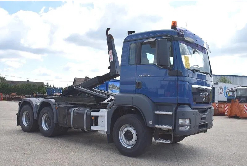 MAN TGS 33.440 - Abrollkipper: das Bild 5 MAN TGS 33.440 - Abrollkipper: das Bild 5
