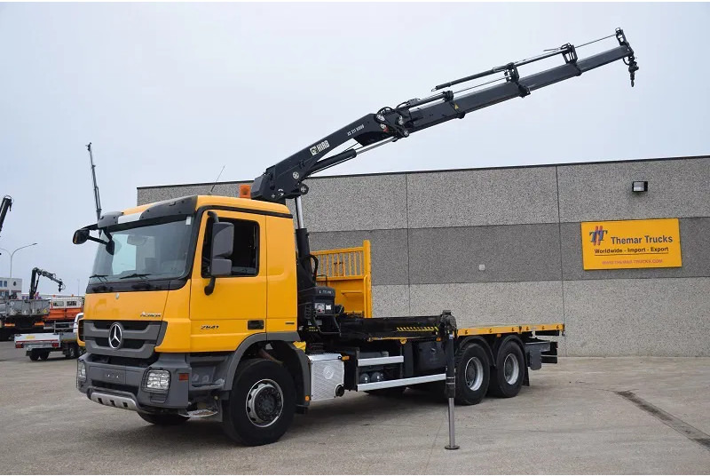 Mercedes-Benz - Pritsche LKW, Autokran: das Bild 1 Mercedes-Benz - Pritsche LKW, Autokran: das Bild 1