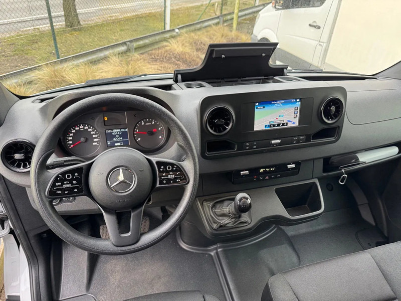 Mercedes-Benz Sprinter 315 L3H2*360°Camera*parktronic*cruise control*zetelverwarming* - Kastenwagen: das Bild 4 Mercedes-Benz Sprinter 315 L3H2*360°Camera*parktronic*cruise control*zetelverwarming* - Kastenwagen: das Bild 4