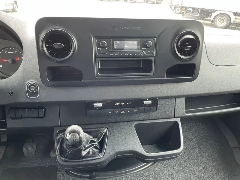 Mercedes-Benz Sprinter 514 *Airconditioning*Cruise control*Zijwindassistent*laadbrug - Koffer Transporter: das Bild 5 Mercedes-Benz Sprinter 514 *Airconditioning*Cruise control*Zijwindassistent*laadbrug - Koffer Transporter: das Bild 5