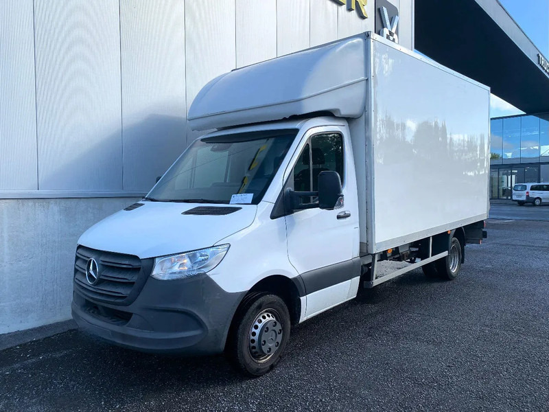 Mercedes-Benz Sprinter 514 *Airconditioning*Cruise control*Zijwindassistent*laadbrug - Koffer Transporter: das Bild 1 Mercedes-Benz Sprinter 514 *Airconditioning*Cruise control*Zijwindassistent*laadbrug - Koffer Transporter: das Bild 1