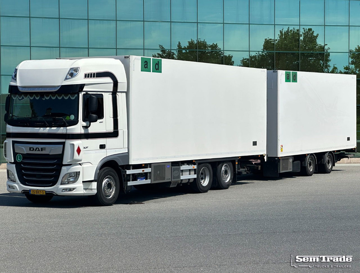 DAF XF 480 FAR SSC 2x Tail Lift 50 CC Trolleys Carrier TRS Iceland Super Condition NL-Combi - Kühlkoffer LKW: das Bild 1 DAF XF 480 FAR SSC 2x Tail Lift 50 CC Trolleys Carrier TRS Iceland Super Condition NL-Combi - Kühlkoffer LKW: das Bild 1