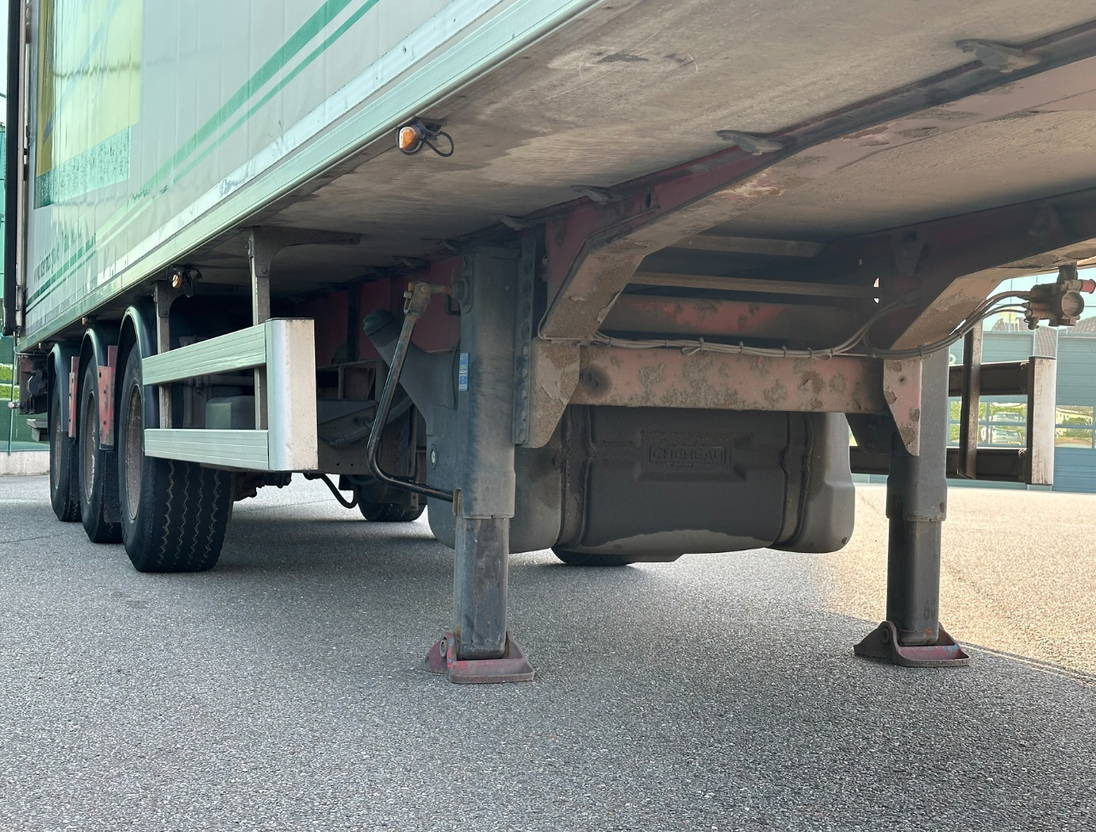 Kühlkoffer Auflieger Renders Chereau Carrier Maxima 1300 Steering Axle Tail Lift Belgium Trailer: das Bild 13