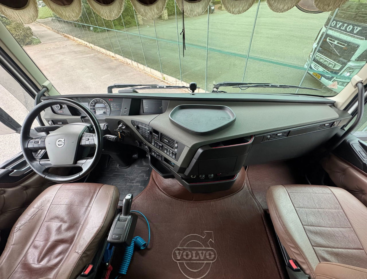 Sattelzugmaschine Volvo FH Globetrotter 6X2 701.000 KM Super Condition NL Truck: das Bild 9