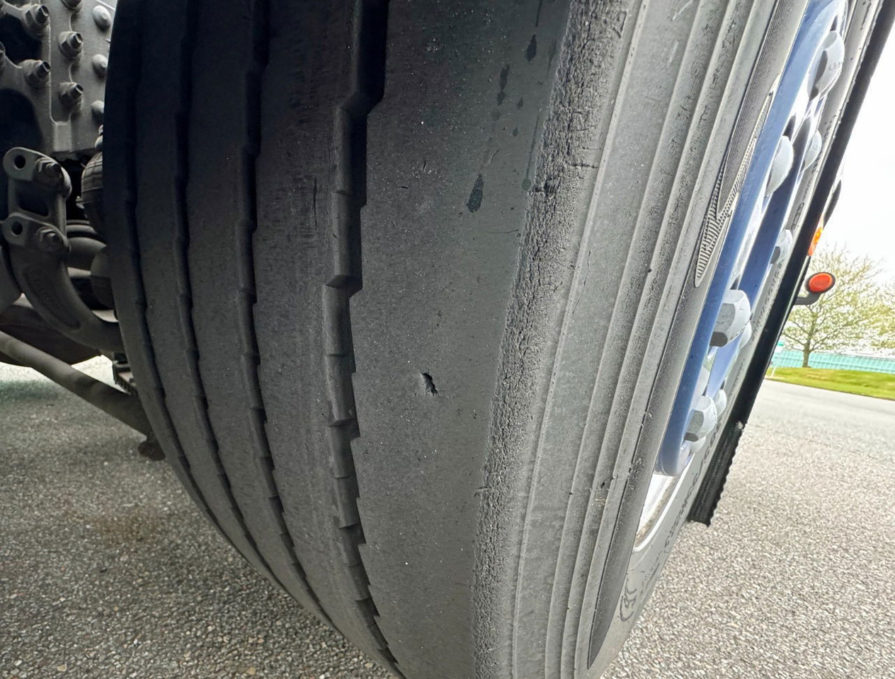 Sattelzugmaschine Volvo FH Globetrotter 6X2 701.000 KM Super Condition NL Truck: das Bild 18