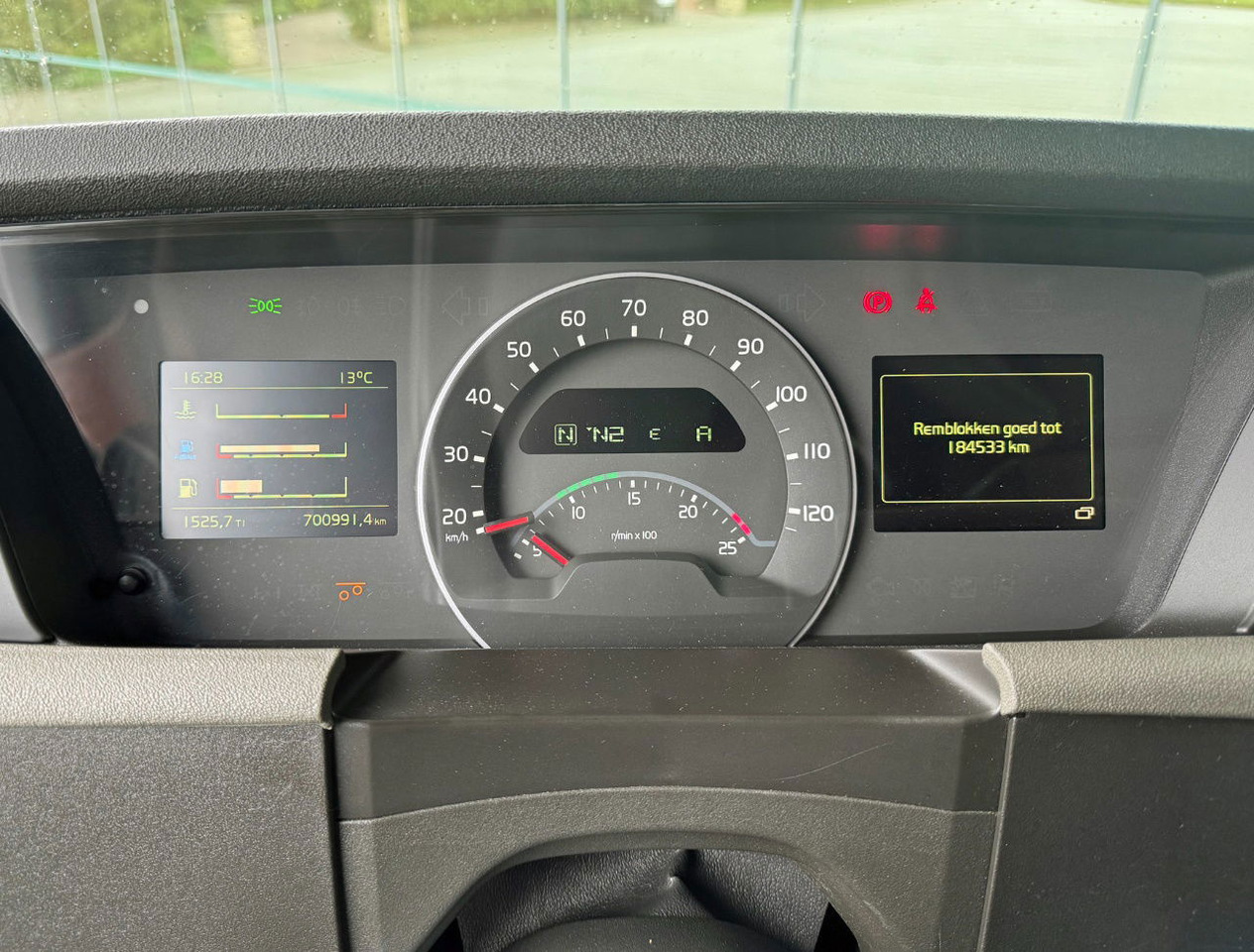 Sattelzugmaschine Volvo FH Globetrotter 6X2 701.000 KM Super Condition NL Truck: das Bild 13