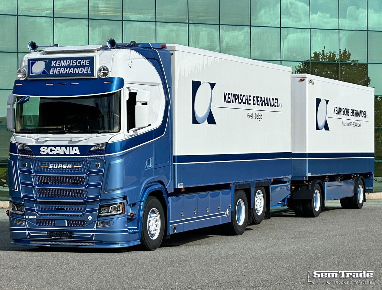 Scania S650 V8 NGS Only 193.000 KM Full Options FullY Isolated Body Special Show Truck / Combi NEW Condition - Kühlkoffer LKW: das Bild 2 Scania S650 V8 NGS Only 193.000 KM Full Options FullY Isolated Body Special Show Truck / Combi NEW Condition - Kühlkoffer LKW: das Bild 2