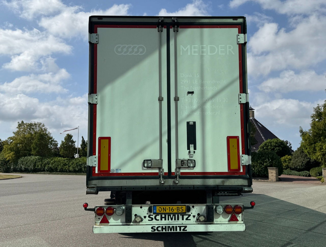 Schmitz Cargobull 3-AS Stuuras Carrier Vector 1550 Gegalvaniseerd Chassis Nieuwe APK Zeer Goede Banden TOP Staat NL Trailer - Kühlkoffer Auflieger: das Bild 4 Schmitz Cargobull 3-AS Stuuras Carrier Vector 1550 Gegalvaniseerd Chassis Nieuwe APK Zeer Goede Banden TOP Staat NL Trailer - Kühlkoffer Auflieger: das Bild 4