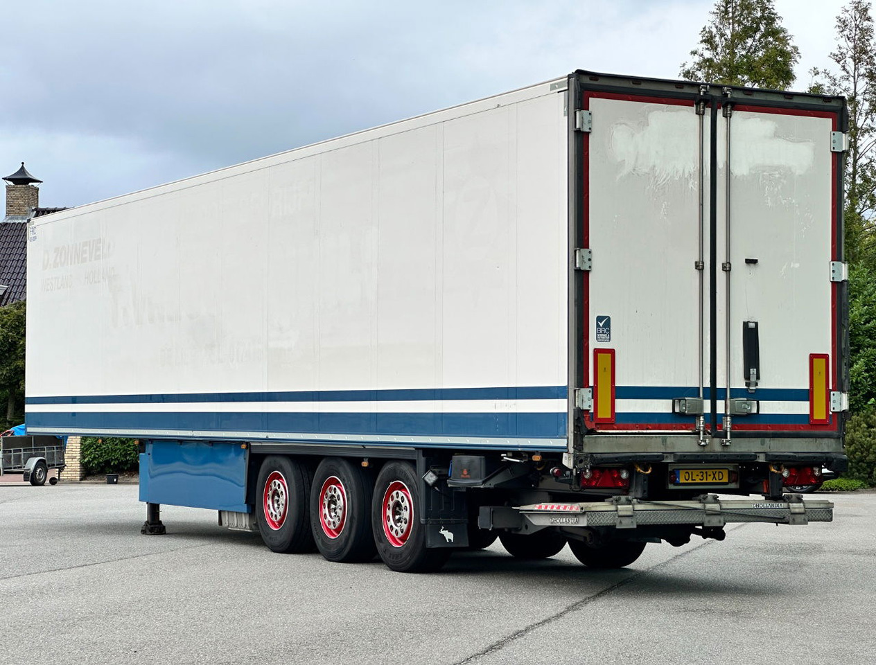 Schmitz Cargobull SCBS3B Carrier Vector 1550 Only 3367 Engine Hours Flowerwide 270 CM High Inside Lift Axle Tail Lift - Kühlkoffer Auflieger: das Bild 3 Schmitz Cargobull SCBS3B Carrier Vector 1550 Only 3367 Engine Hours Flowerwide 270 CM High Inside Lift Axle Tail Lift - Kühlkoffer Auflieger: das Bild 3