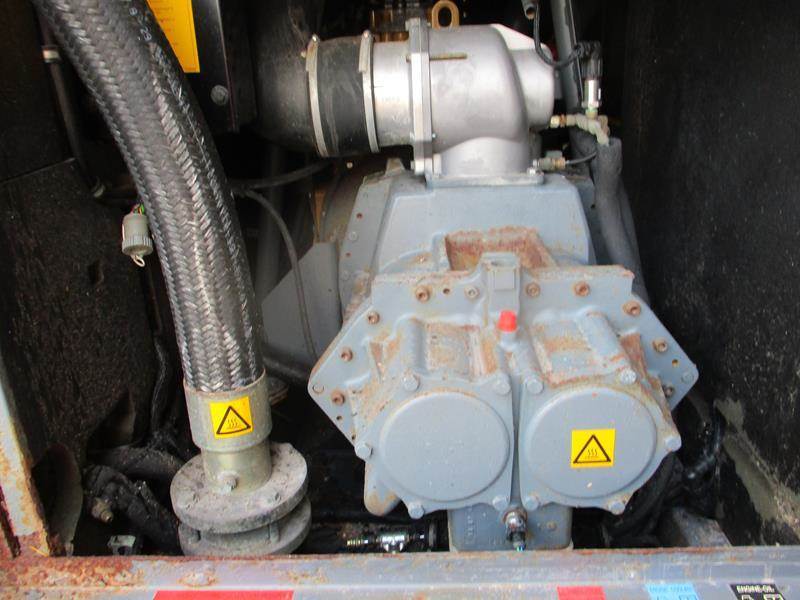 Atlas-Copco XAHS 336 CD - Luftkompressor: das Bild 4 Atlas-Copco XAHS 336 CD - Luftkompressor: das Bild 4