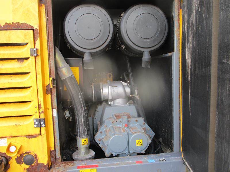 Atlas-Copco XAHS 336 CD - Luftkompressor: das Bild 3 Atlas-Copco XAHS 336 CD - Luftkompressor: das Bild 3