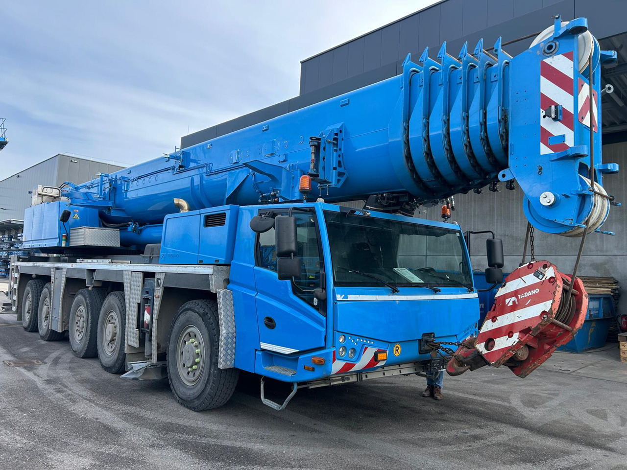 TADANO ATF 220G-5 - Mobilkran: das Bild 1 TADANO ATF 220G-5 - Mobilkran: das Bild 1