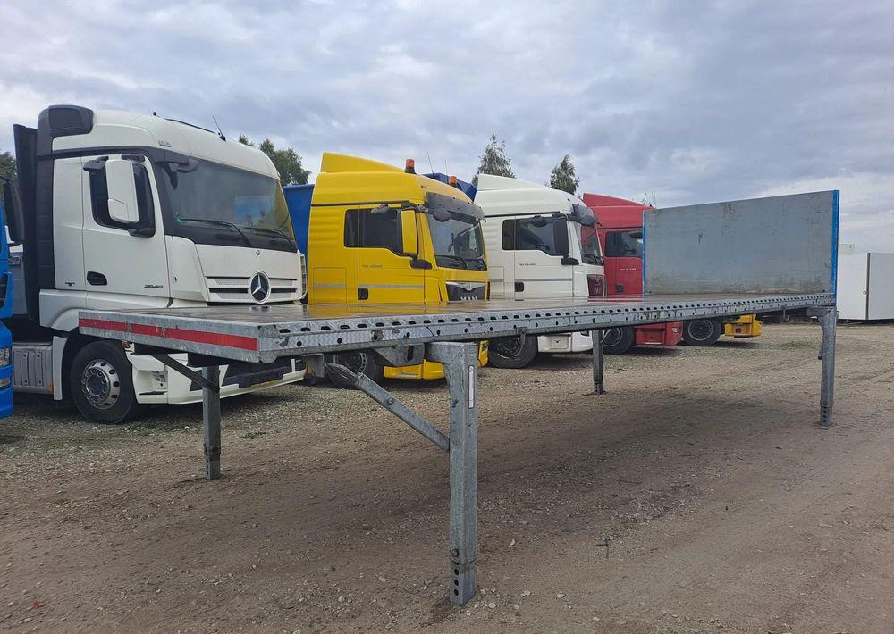 Krone Platforma 7,45 Ackermann - Pritschenaufbau: das Bild 1 Krone Platforma 7,45 Ackermann - Pritschenaufbau: das Bild 1