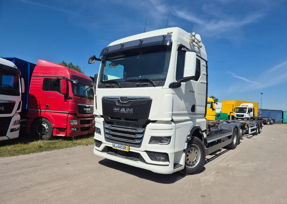 MAN MAN TGX BDF 26-510 oś skrętna - Fahrgestell LKW: das Bild 1 MAN MAN TGX BDF 26-510 oś skrętna - Fahrgestell LKW: das Bild 1