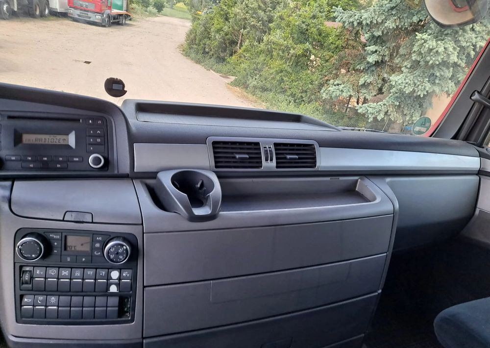 MAN TGX 26.440 Euro 5 Hakowiec - Abrollkipper: das Bild 3 MAN TGX 26.440 Euro 5 Hakowiec - Abrollkipper: das Bild 3