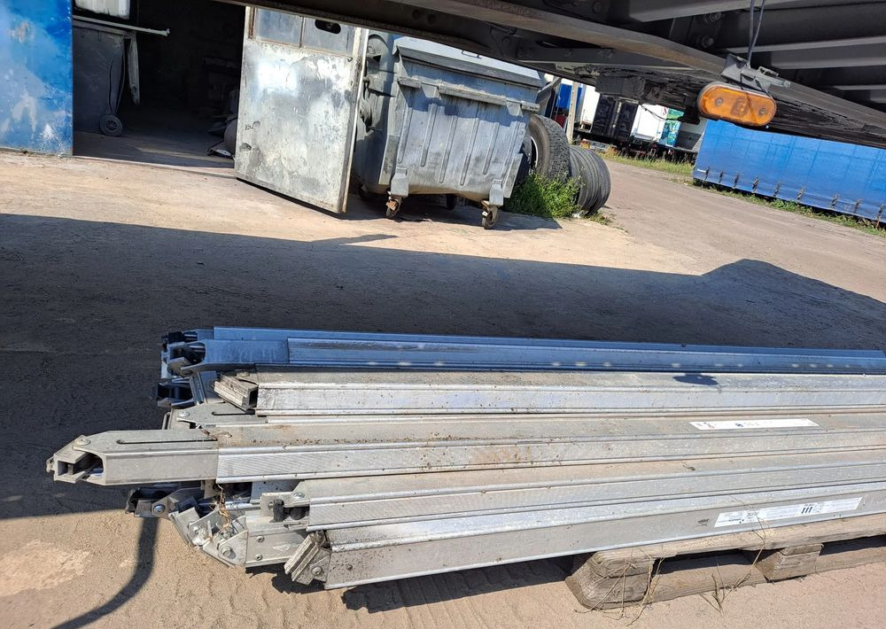 Schmitz Cargobull Belki Doppelstock do naczepy Krone i innych - wyposażenie naczepy - Karosserie und Außen für Anhänger: das Bild 3 Schmitz Cargobull Belki Doppelstock do naczepy Krone i innych - wyposażenie naczepy - Karosserie und Außen für Anhänger: das Bild 3
