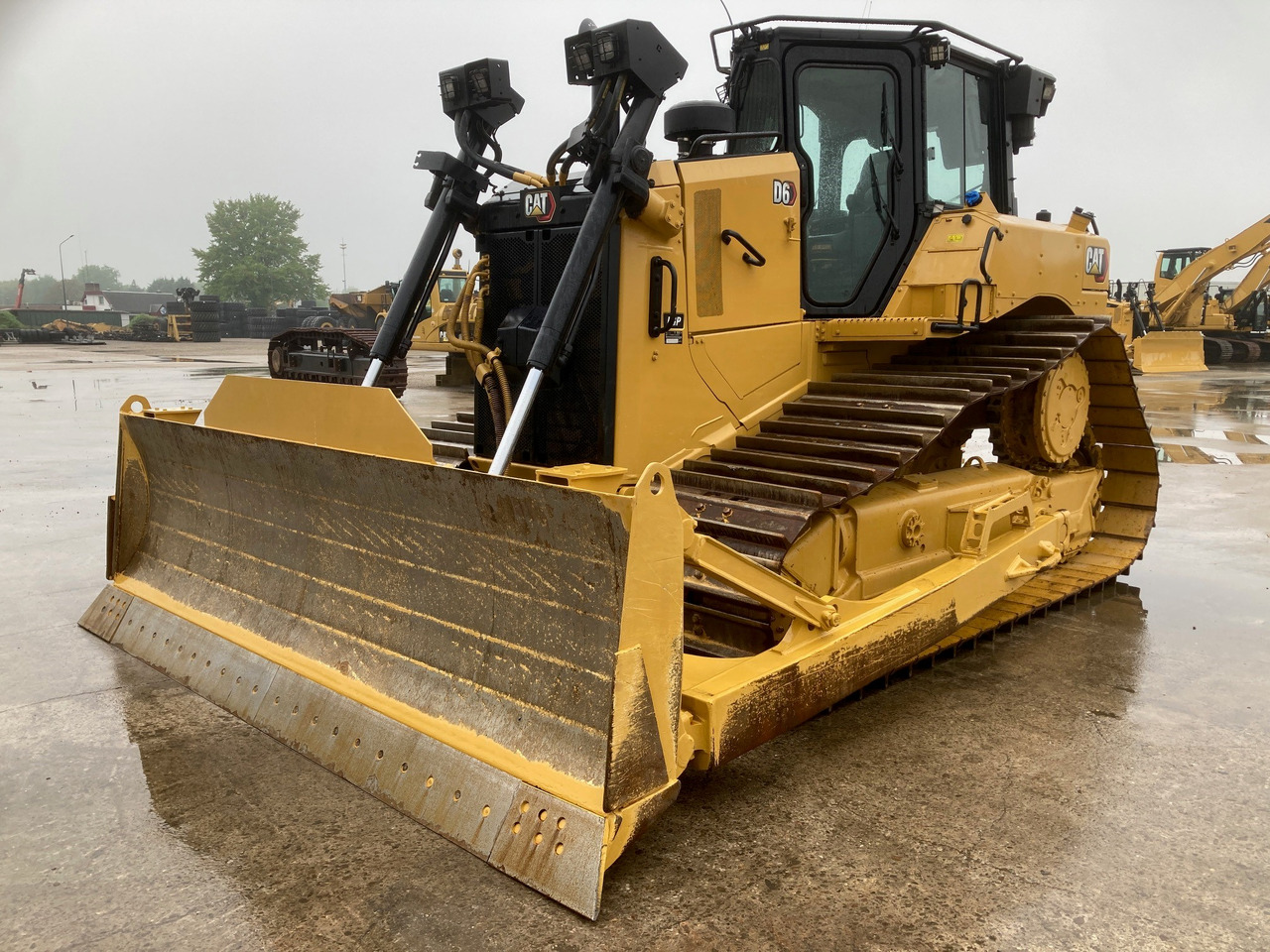 CATERPILLAR D6 LGP - Bulldozer: das Bild 1 CATERPILLAR D6 LGP - Bulldozer: das Bild 1