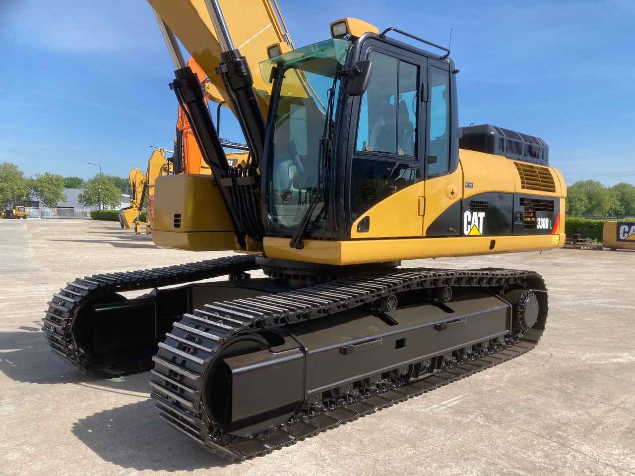 Caterpillar 330DL - Kettenbagger: das Bild 2 Caterpillar 330DL - Kettenbagger: das Bild 2