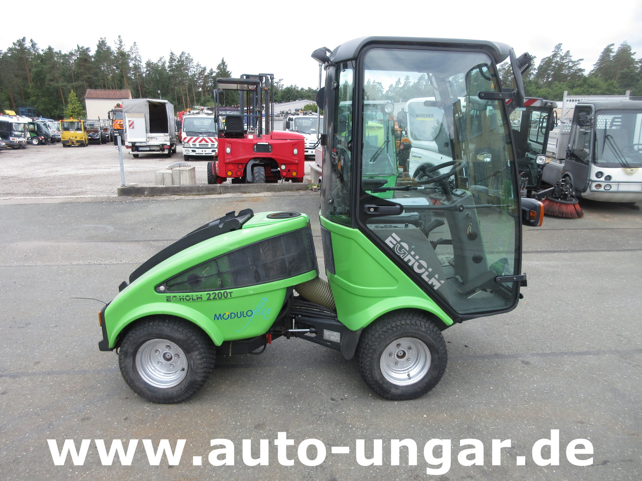Kommunaltraktor Egholm 2200 T Moduloflex 4x4 Knicklenkung Baujahr 2009 Daihatsu DM950 Diesel: das Bild 6