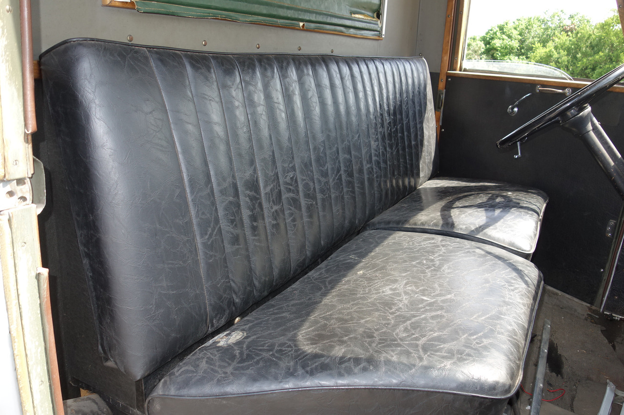 Krankenwagen FORD Ford FK 3500 V8 mit H-Kennzeichen Oldtimer: das Bild 32