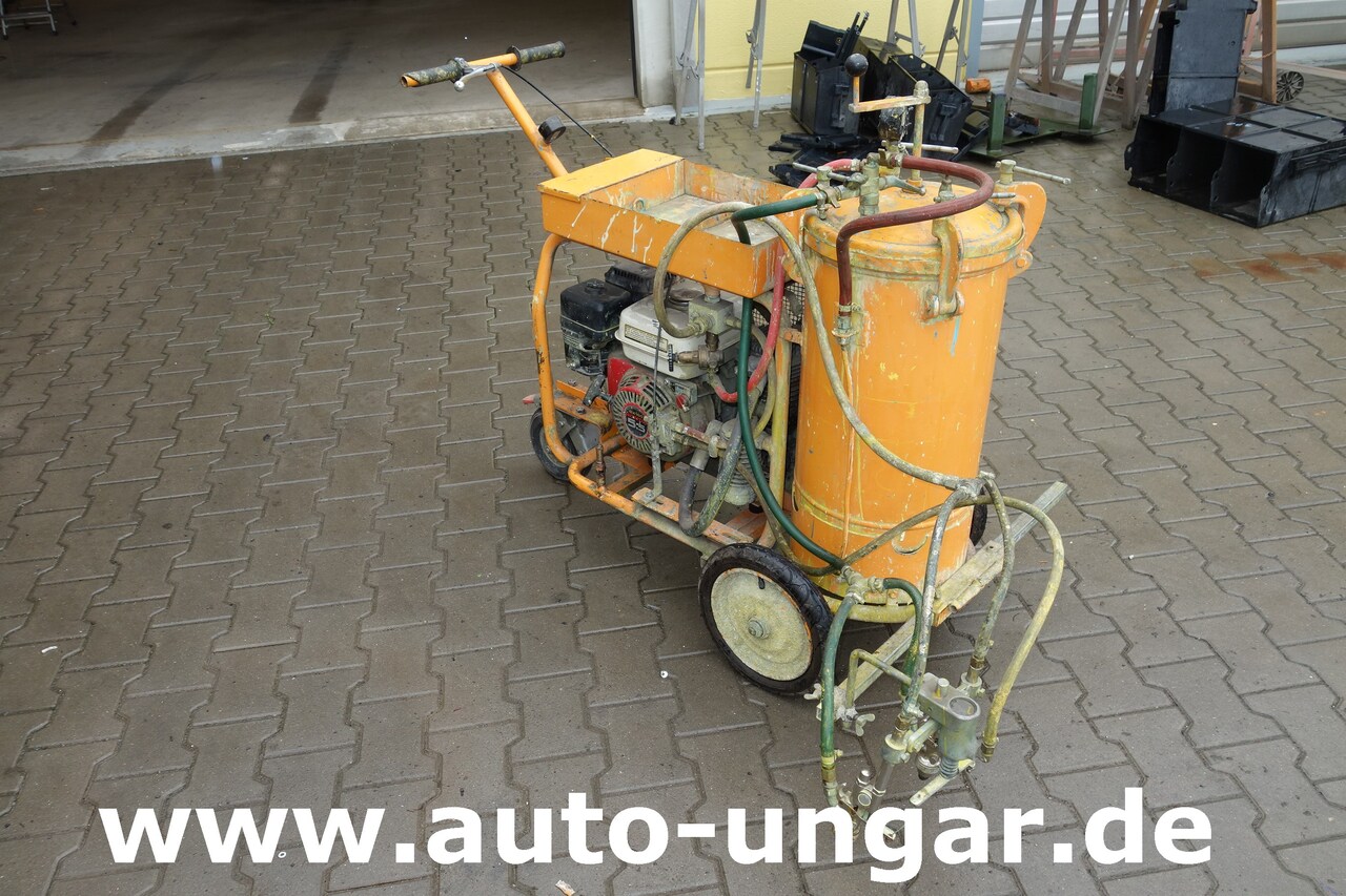 Zindel Hofmann Graco Zindel City mit eigenem Antrieb - Asphalttechnik: das Bild 2 Zindel Hofmann Graco Zindel City mit eigenem Antrieb - Asphalttechnik: das Bild 2