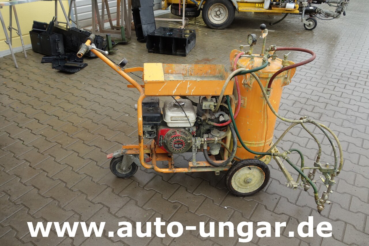 Zindel Hofmann Graco Zindel City mit eigenem Antrieb - Asphalttechnik: das Bild 1 Zindel Hofmann Graco Zindel City mit eigenem Antrieb - Asphalttechnik: das Bild 1