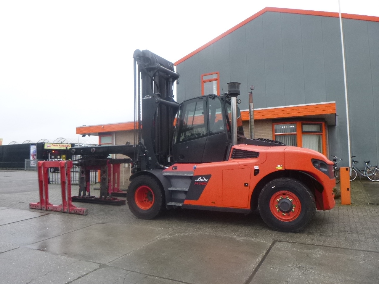 LINDE H140/1200-02 - Dieselstapler: das Bild 4 LINDE H140/1200-02 - Dieselstapler: das Bild 4