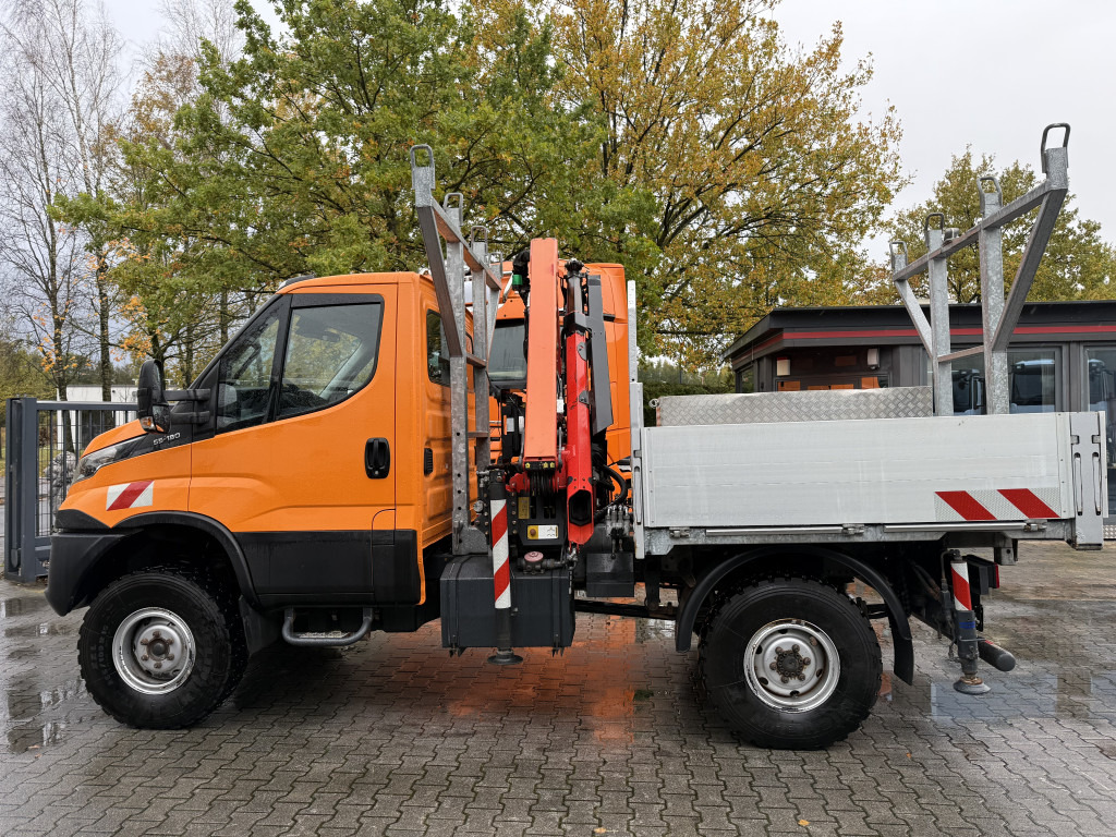 Iveco Daily 55S18W 4X4 Palfinger PK 7.501 - Pritsche LKW, Autokran: das Bild 2 Iveco Daily 55S18W 4X4 Palfinger PK 7.501 - Pritsche LKW, Autokran: das Bild 2