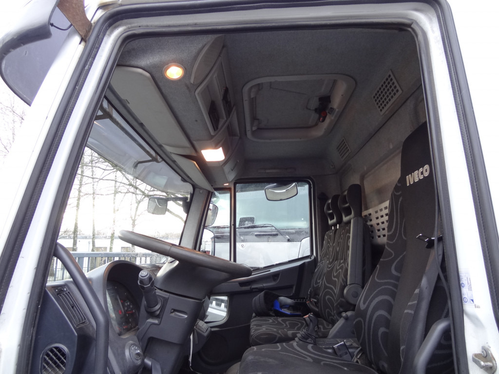 Iveco EuroCargo 120E25 Fassi F38 - Pritsche LKW, Autokran: das Bild 3 Iveco EuroCargo 120E25 Fassi F38 - Pritsche LKW, Autokran: das Bild 3