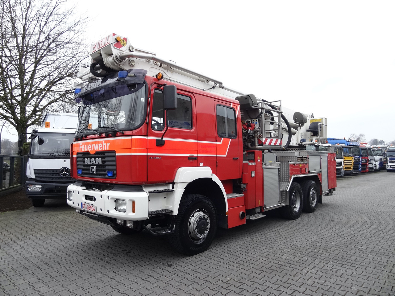 MAN FE 410 6X6 Feuerwehr Vema Lift 32 Meter - LKW mit Arbeitsbühne: das Bild 1 MAN FE 410 6X6 Feuerwehr Vema Lift 32 Meter - LKW mit Arbeitsbühne: das Bild 1