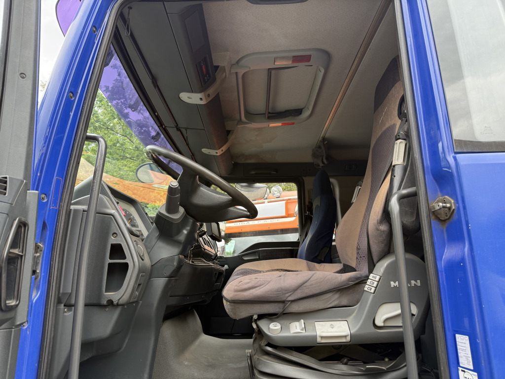 MAN TGA 26.460 6X2 Palfinger 27000 bis 25 Meter - Autokran, Pritsche LKW: das Bild 5 MAN TGA 26.460 6X2 Palfinger 27000 bis 25 Meter - Autokran, Pritsche LKW: das Bild 5
