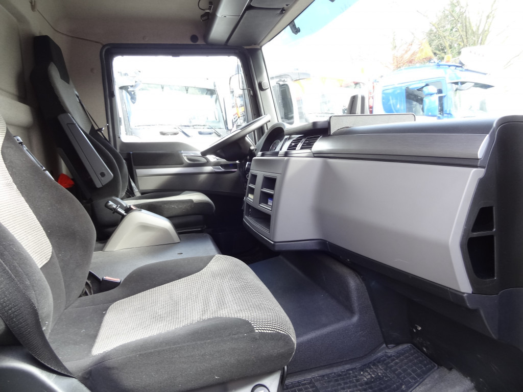 MAN TGL 8.220 BL - Plane LKW: das Bild 5 MAN TGL 8.220 BL - Plane LKW: das Bild 5