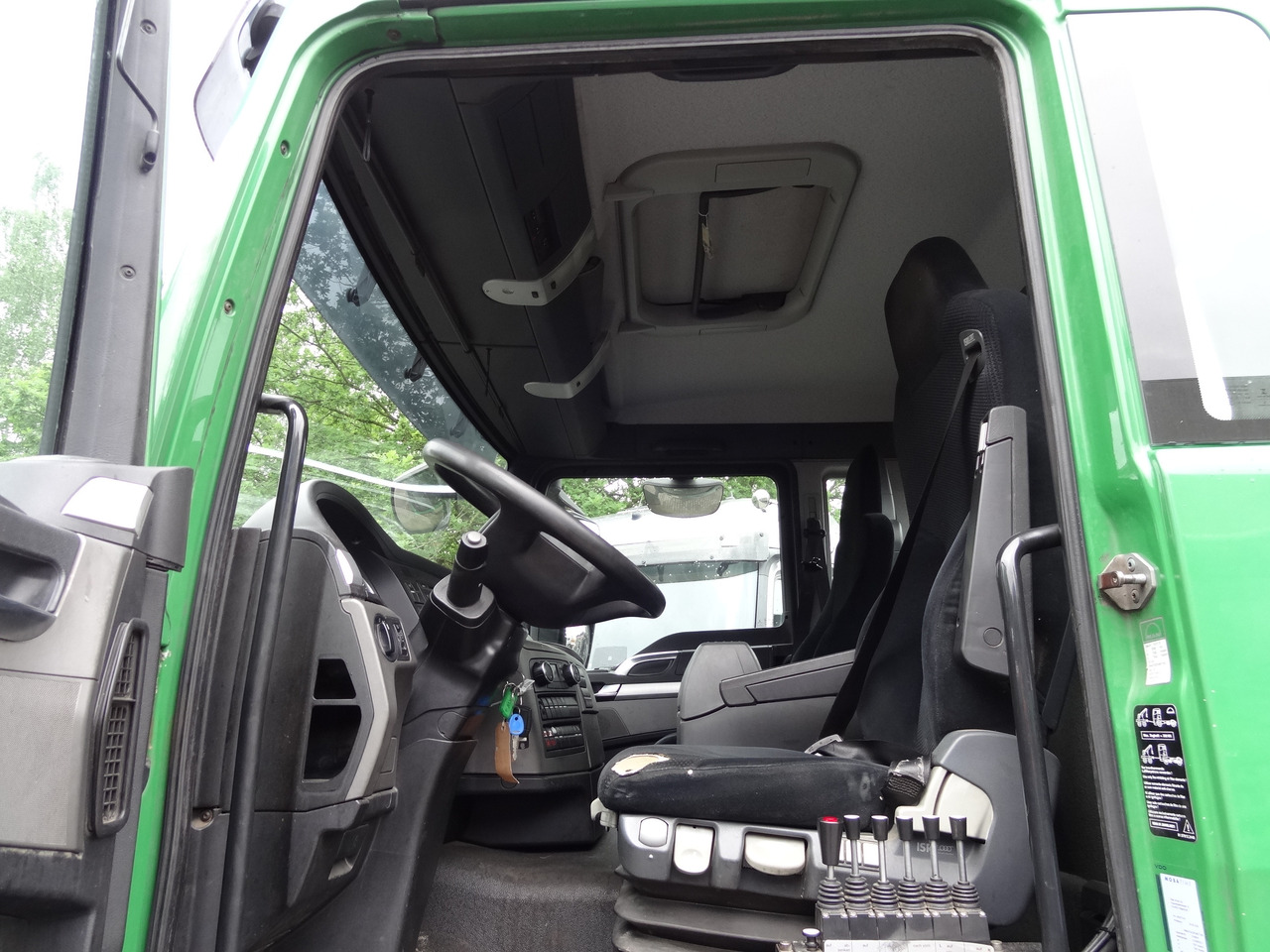 MAN TGS 35.440 8X4 BB VDL Haken - Abrollkipper: das Bild 4 MAN TGS 35.440 8X4 BB VDL Haken - Abrollkipper: das Bild 4