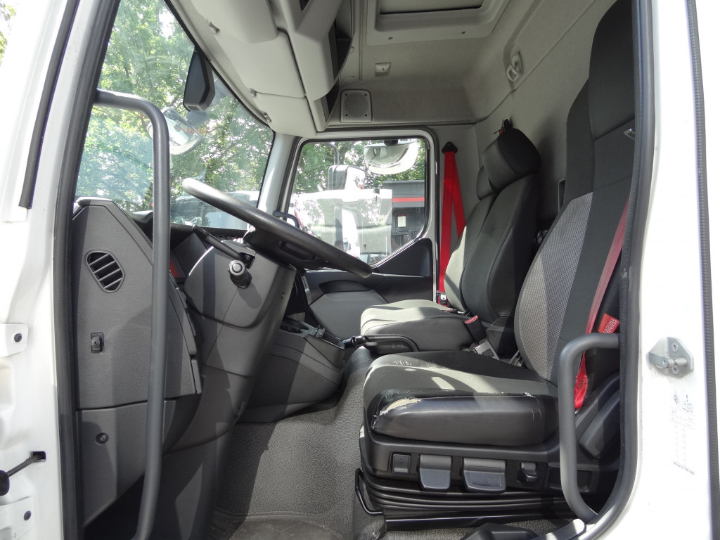 Renault D10.210 6m Koffer - Koffer LKW: das Bild 4 Renault D10.210 6m Koffer - Koffer LKW: das Bild 4