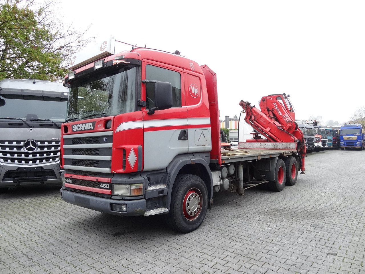 Scania R144 460 6X4 Fassi 360 bis 25 Meter - Autokran, Pritsche LKW: das Bild 1 Scania R144 460 6X4 Fassi 360 bis 25 Meter - Autokran, Pritsche LKW: das Bild 1