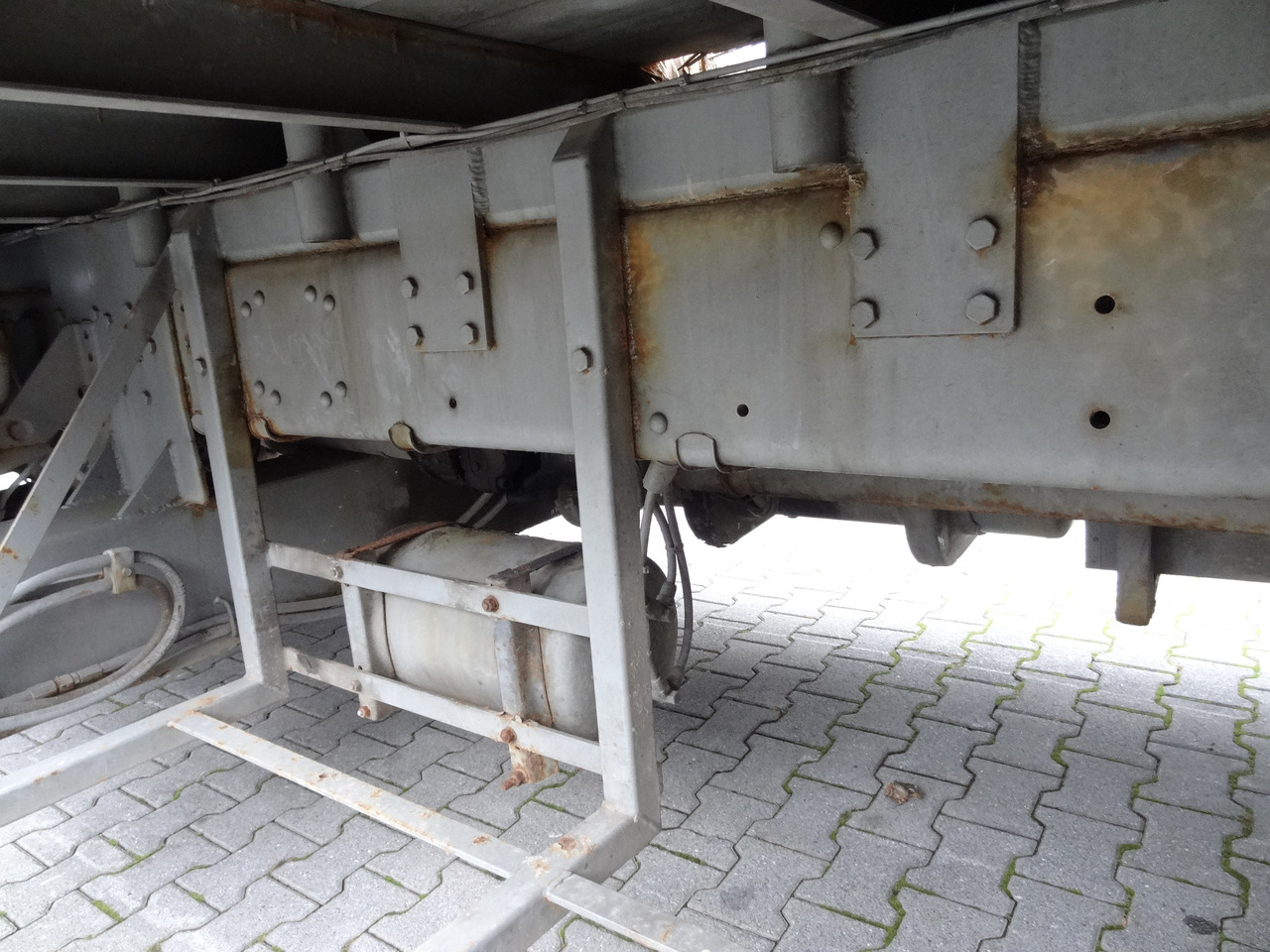 Scania R144 460 6X4 Fassi 360 bis 25 Meter - Autokran, Pritsche LKW: das Bild 5 Scania R144 460 6X4 Fassi 360 bis 25 Meter - Autokran, Pritsche LKW: das Bild 5